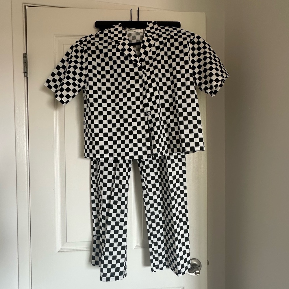 Mod Ref Jo Pants and Jo Shirt Set in Checkerboard NWOT
